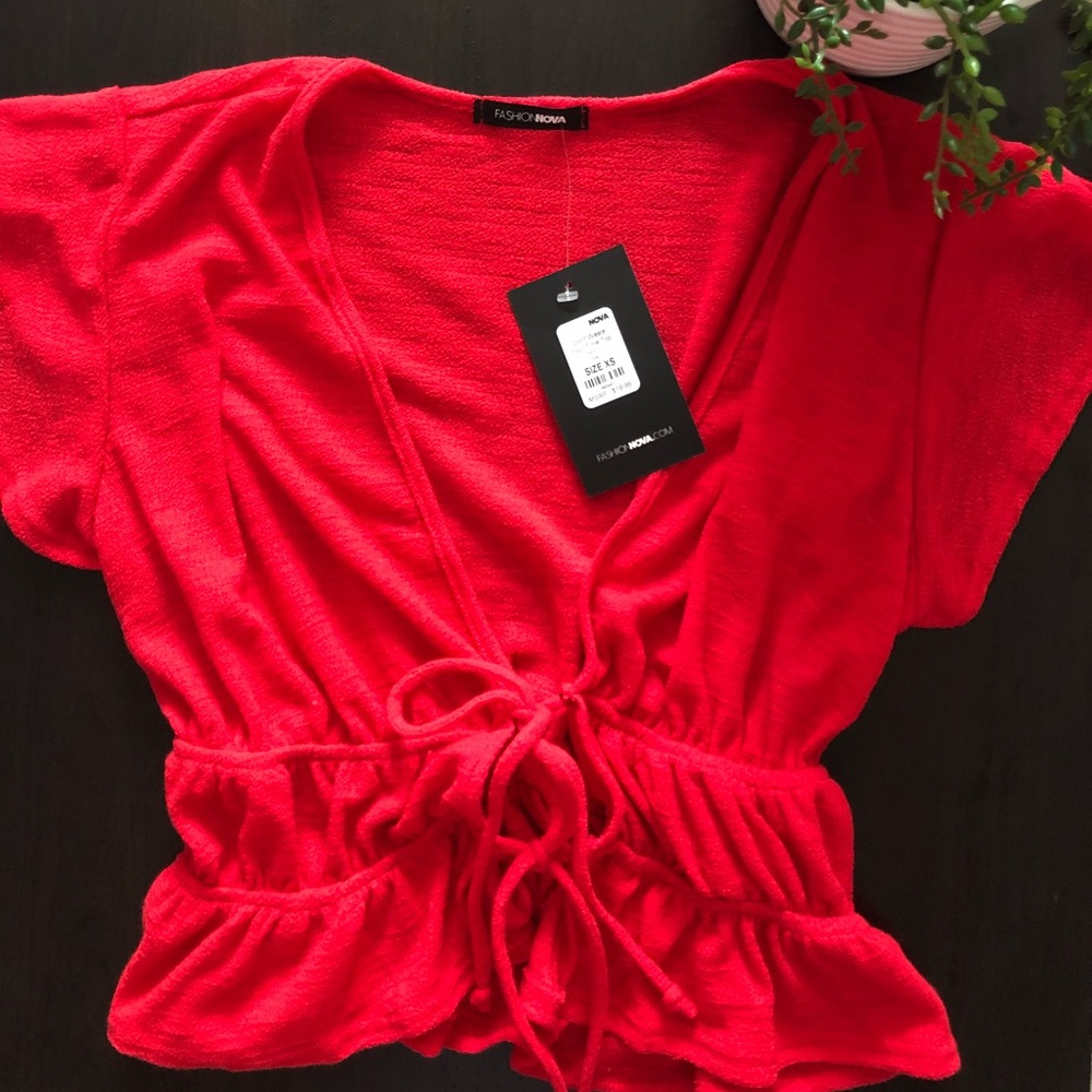FASHION NOVA top